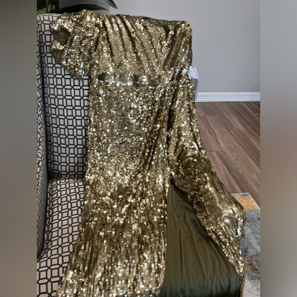 Mac Duggal One-Shoulder Gold Sequin Evening Gown - Picture 2 of 5
